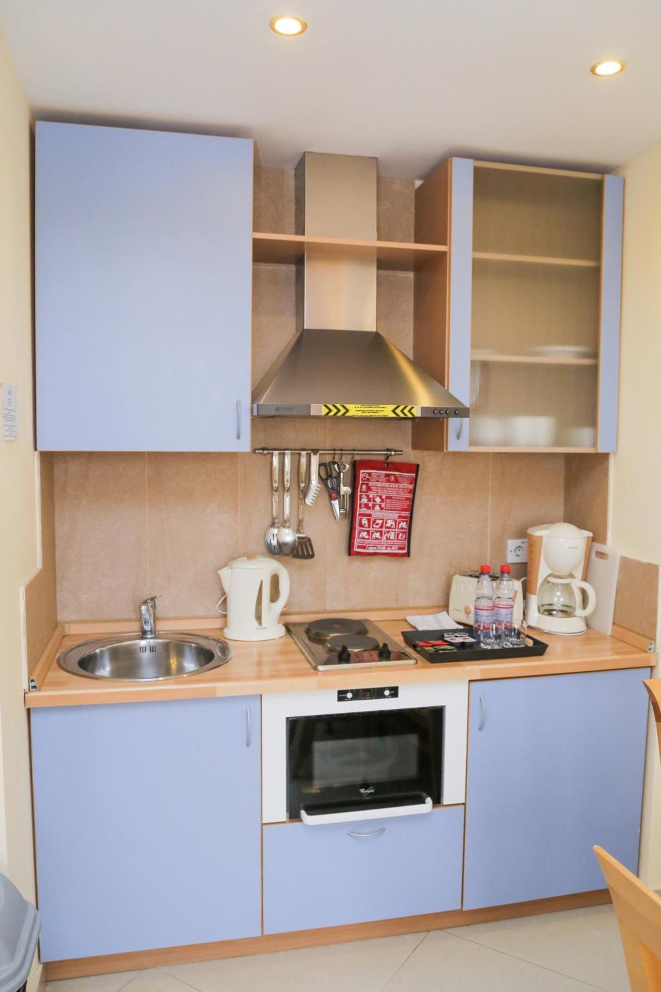 Chagala Atyrau Hotel מראה חיצוני תמונה